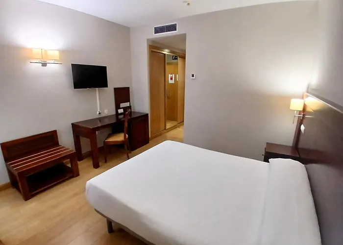 Campos De Castilla 3* Soria